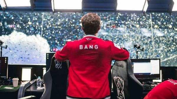 s1mple在BC.Game中赢得第三场连续胜利