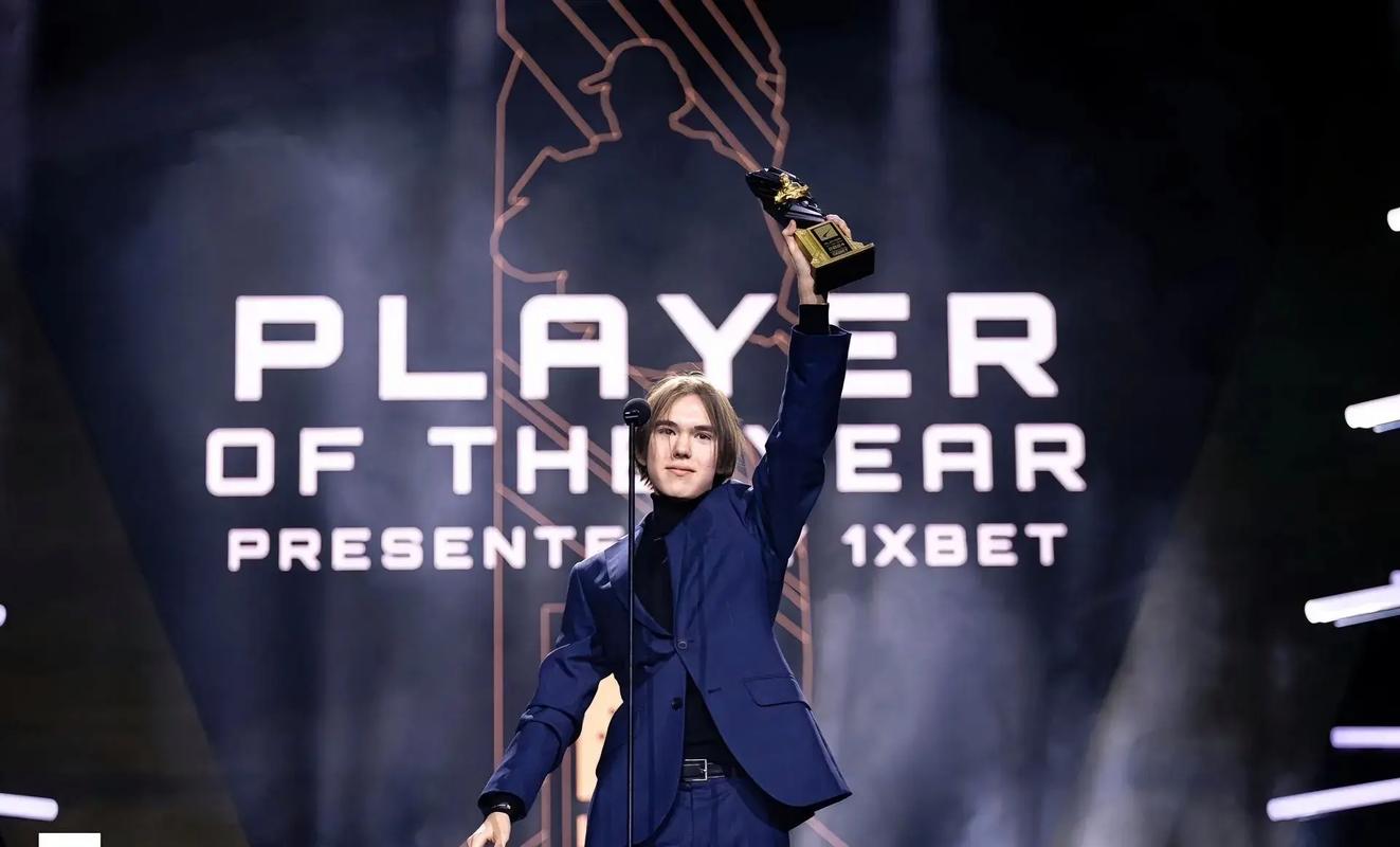 里程碑： Top Esports 取得 LPL 9000击杀成就